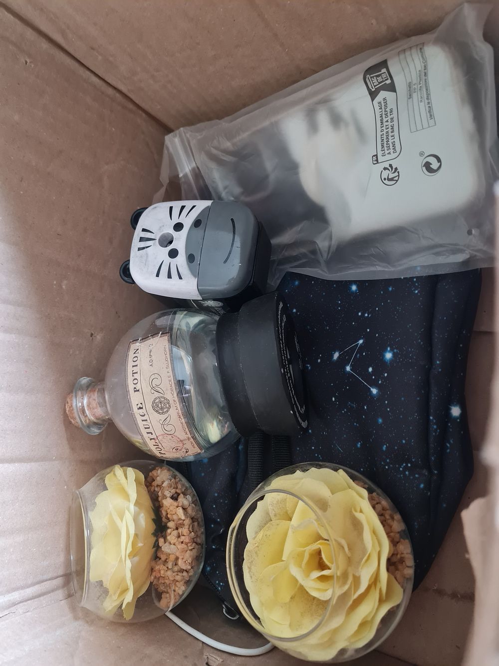 Lot 226: Mix bundle