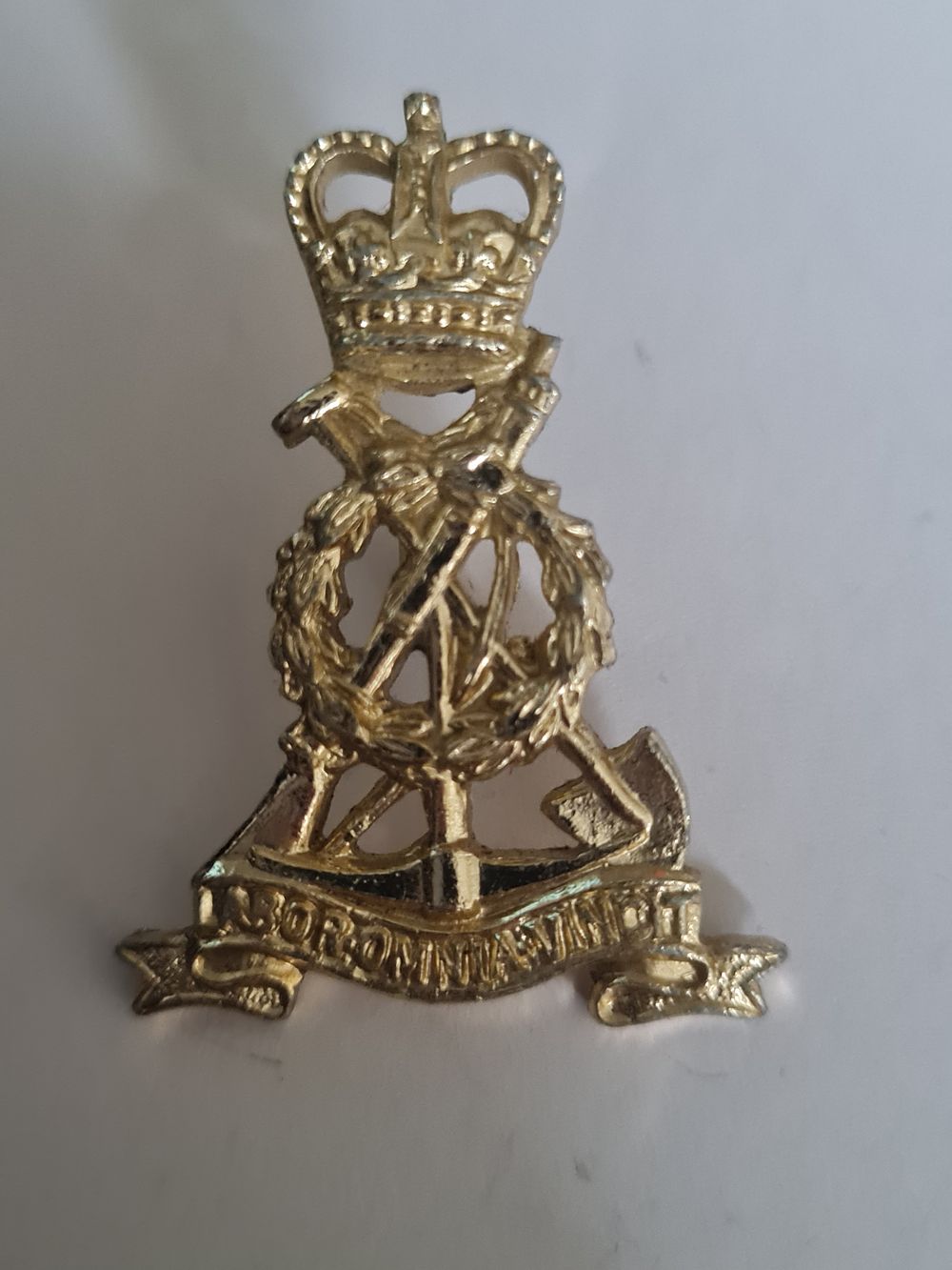 Lot 200a: Royal Pioneer Corps Badge