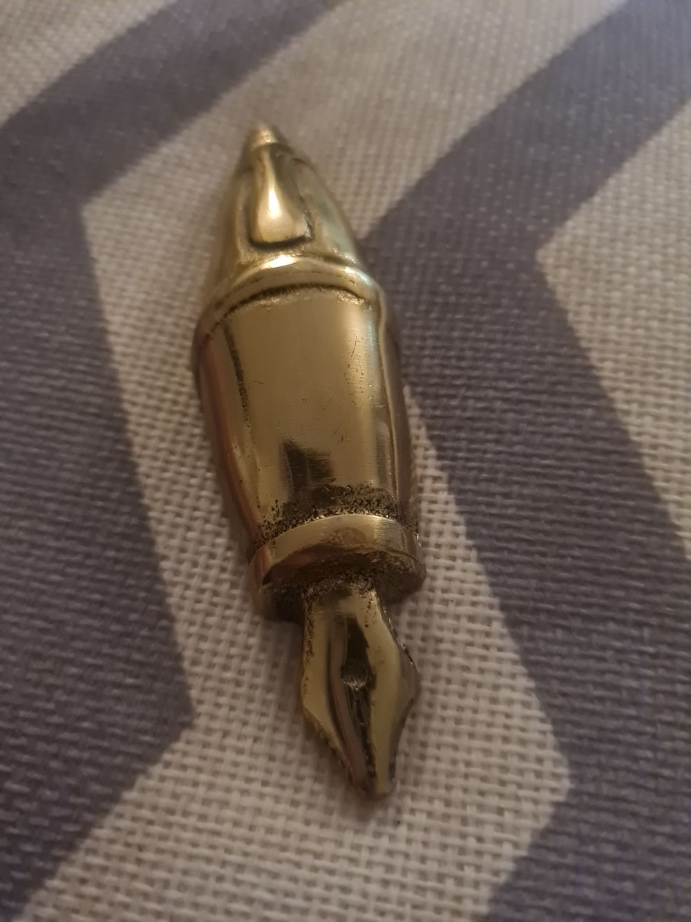 Lot 418: Large brass peice
