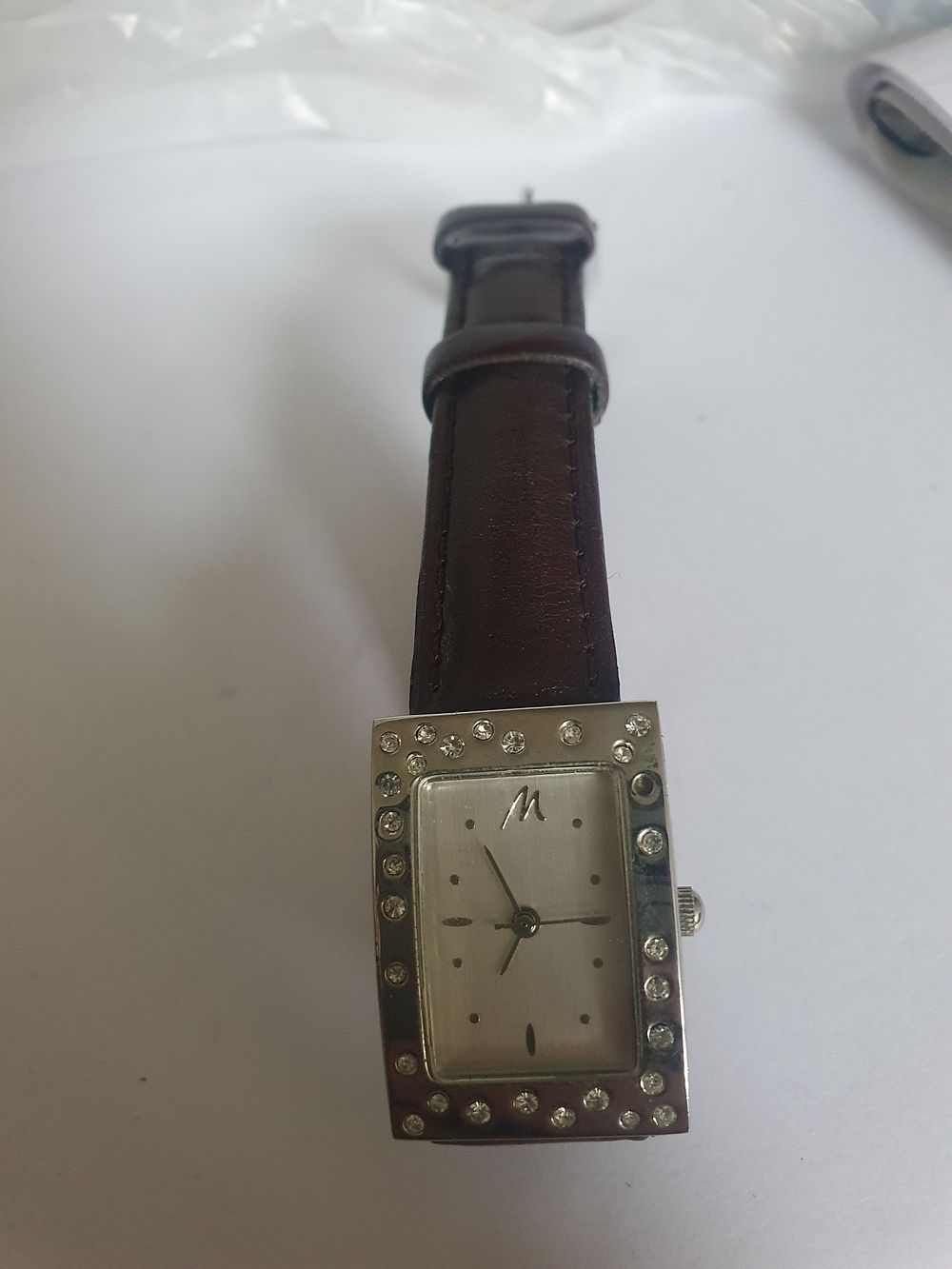 Lot 166b: Luxury ladies watch