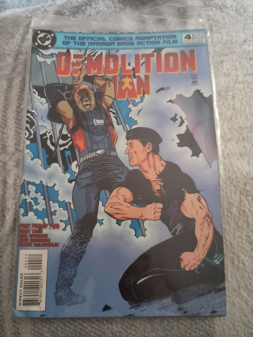 Lot 102: Demolition Man 1994 Vintage Comic