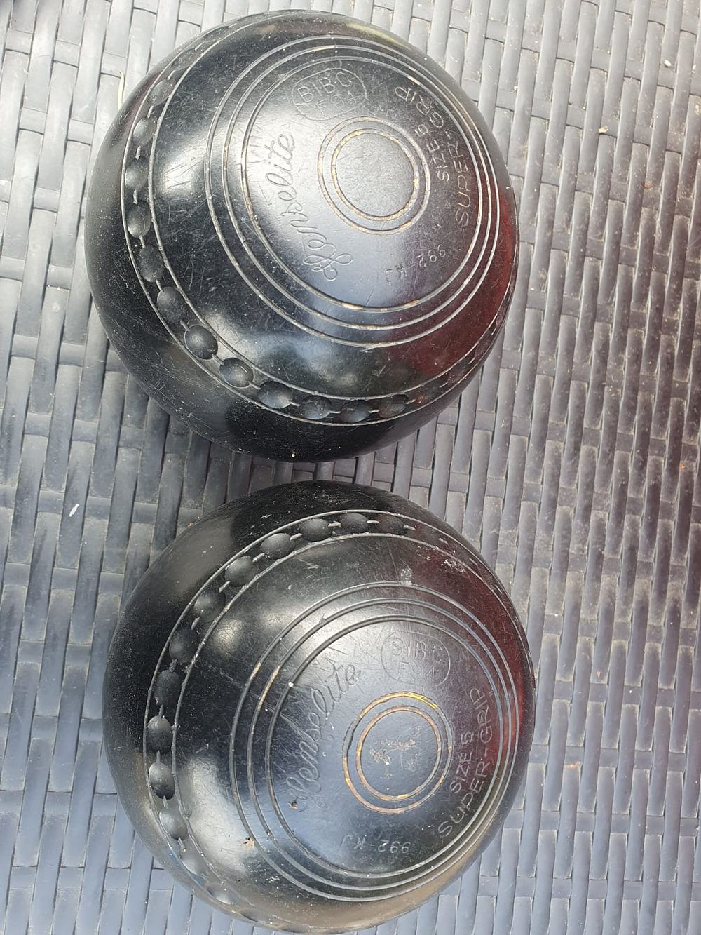 Lot 108: 2 vintage bowls
