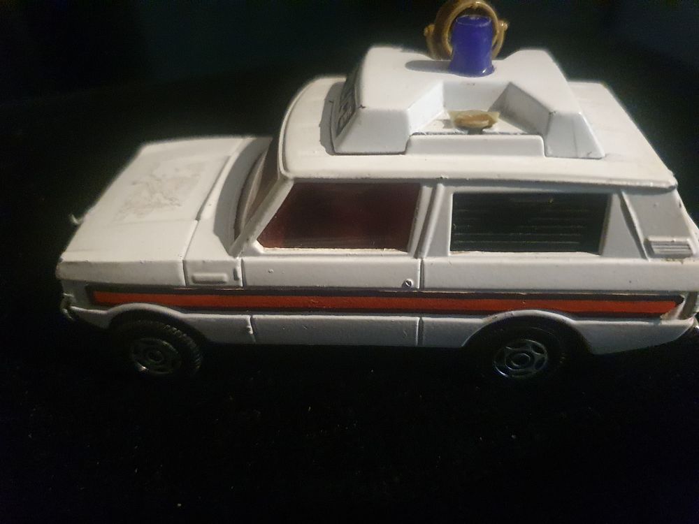 Lot 255: Corgi range rover