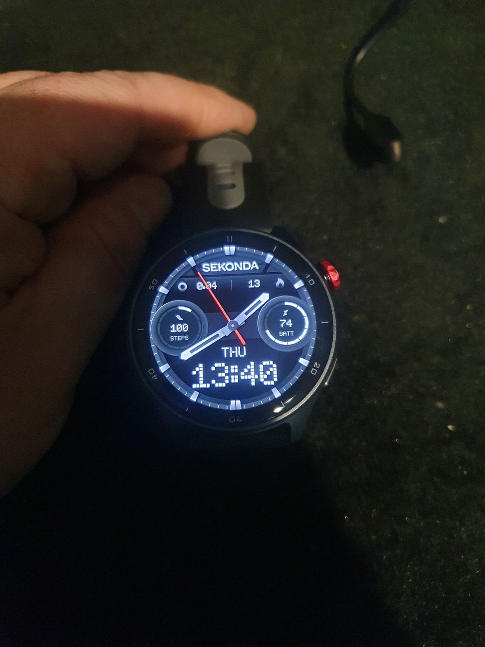 Lot 19w: Sekonds smart watch