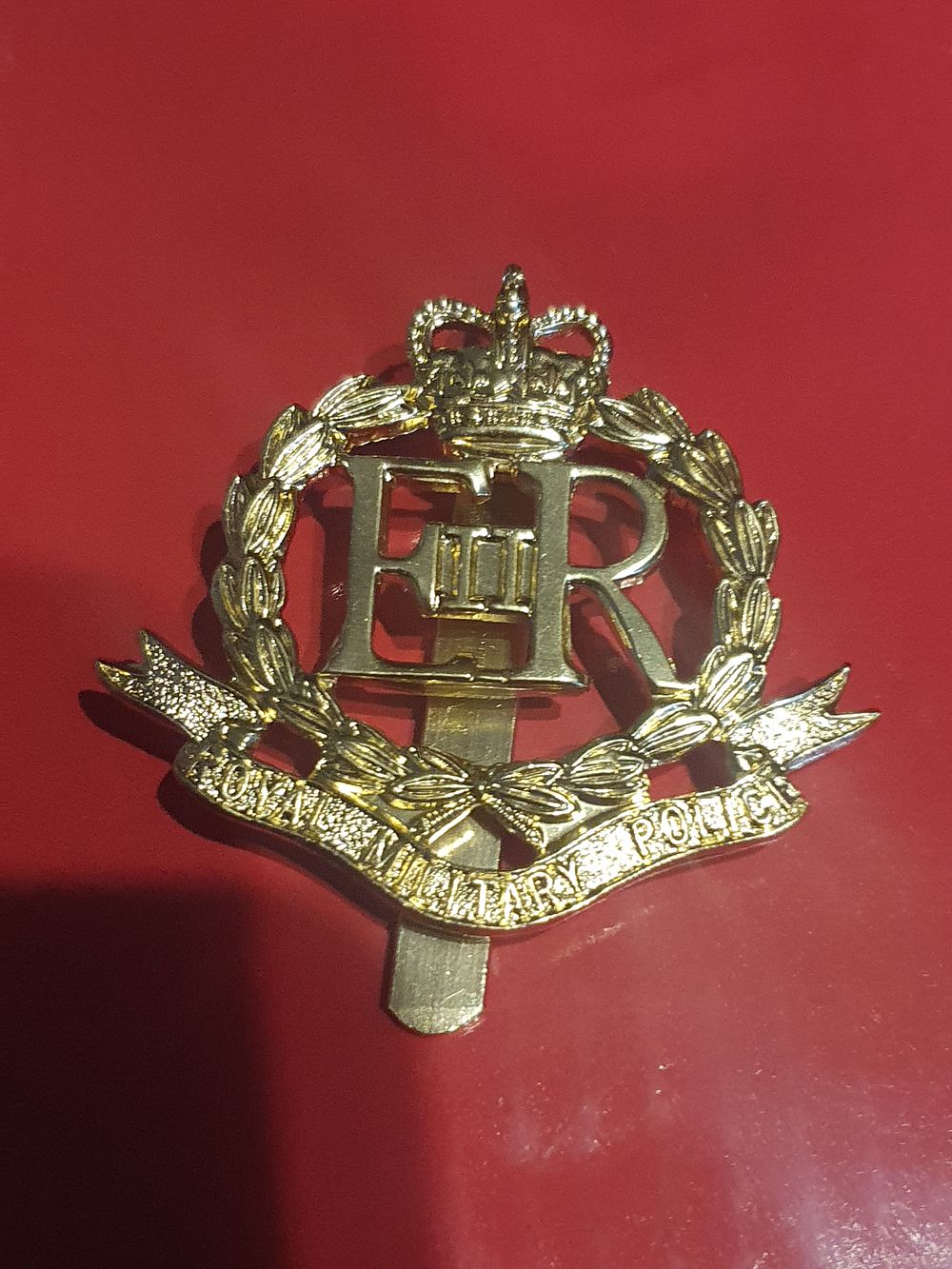 Lot 371: Royal Miltary police badge