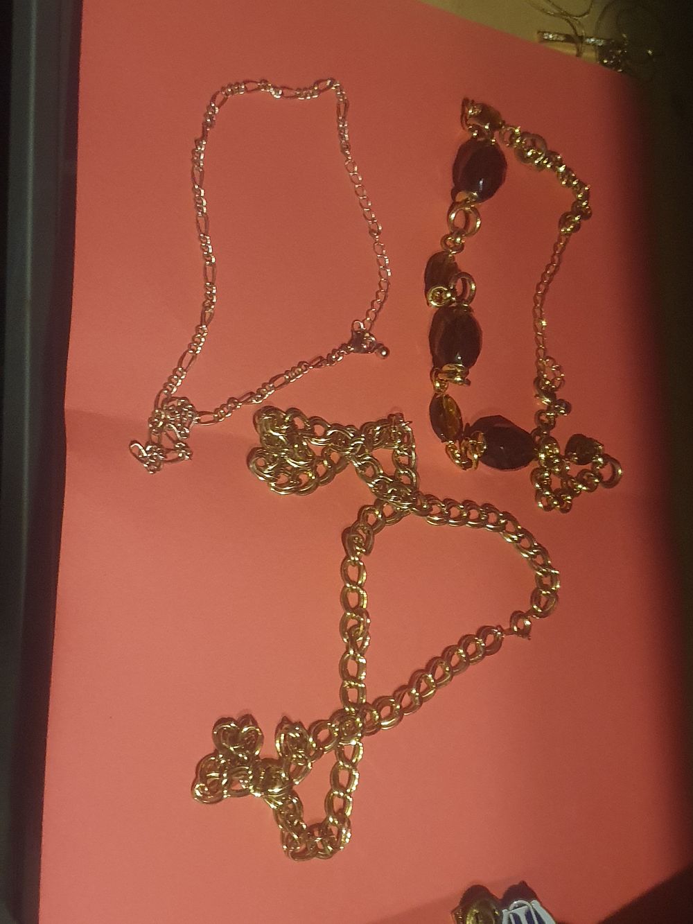 Lot 100l: 3 large chains
