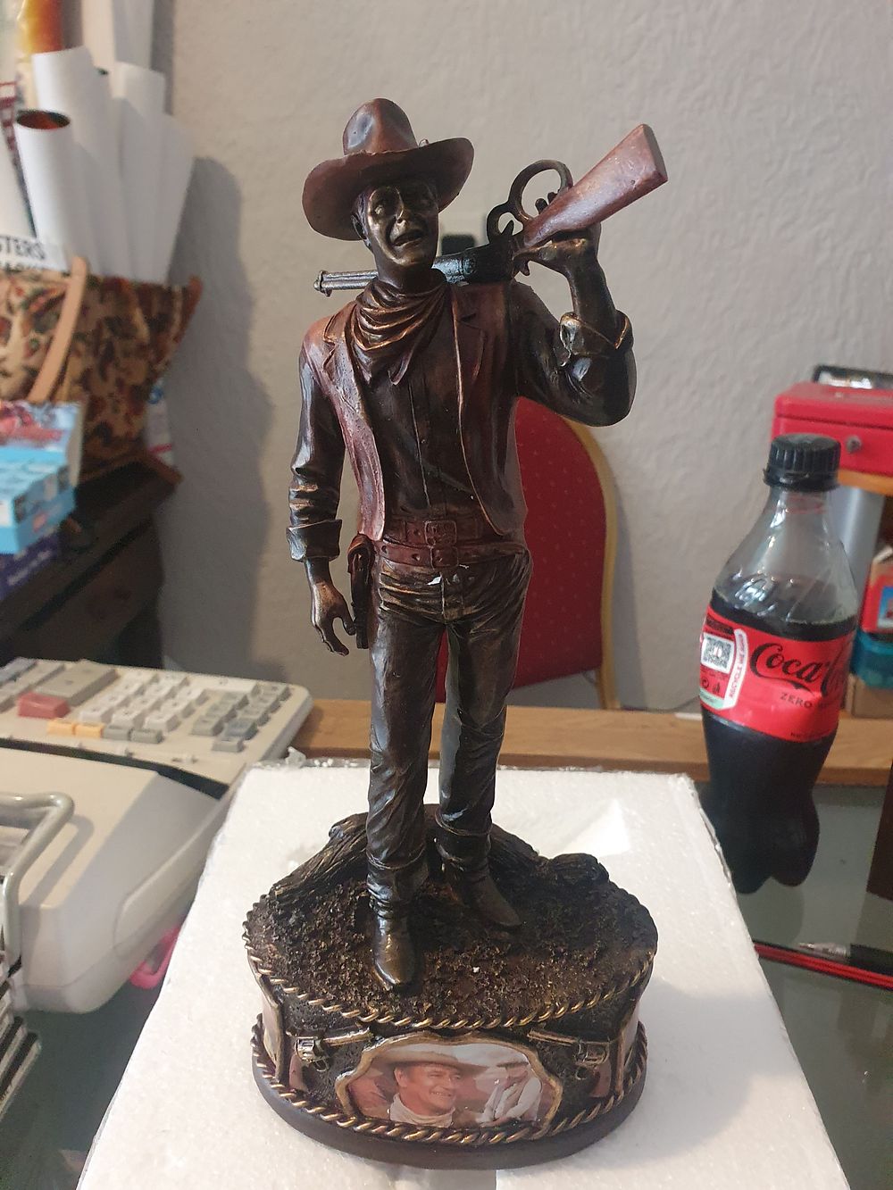 Lot 182: Large John wayne the Duke limted edition with Coa