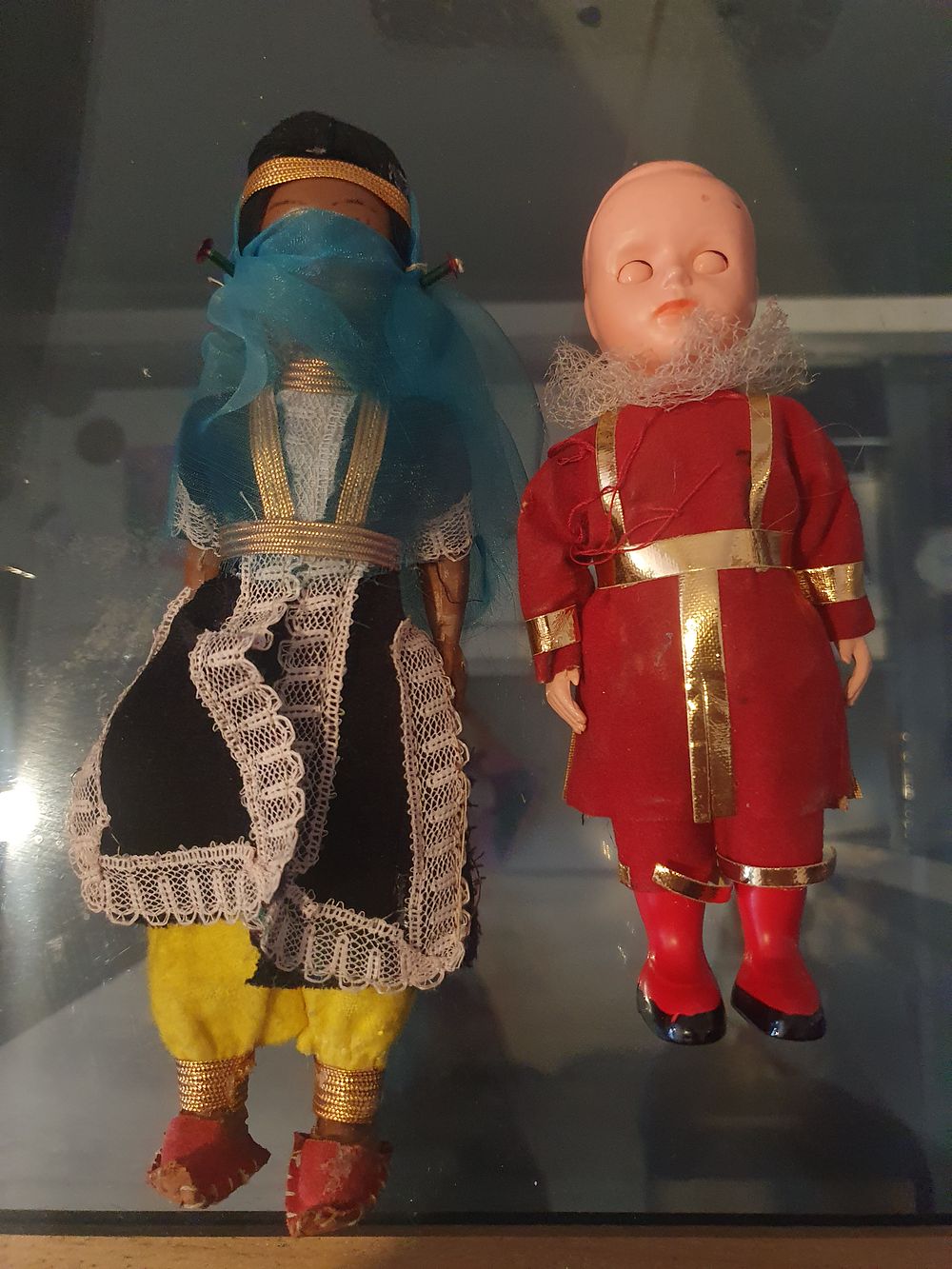Lot 183: 2 vintage dolls