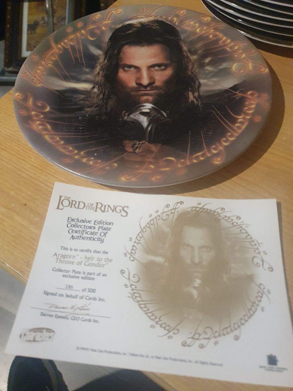 Lot 2b: Limited edition Lord of ring collectors plate with Coa