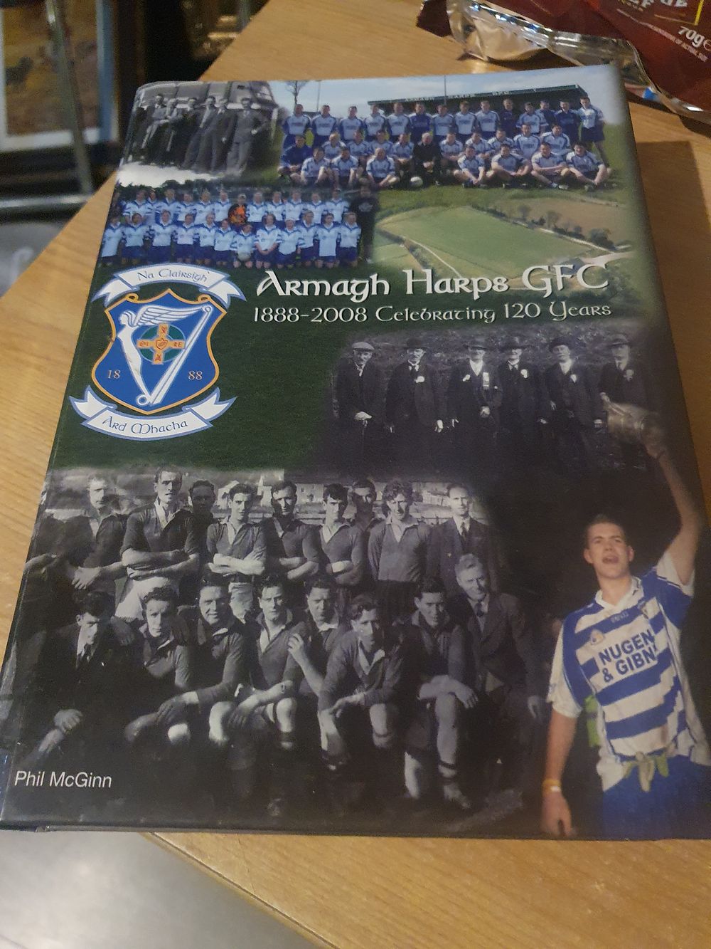 Lot 8u: Large armagh harps hardback