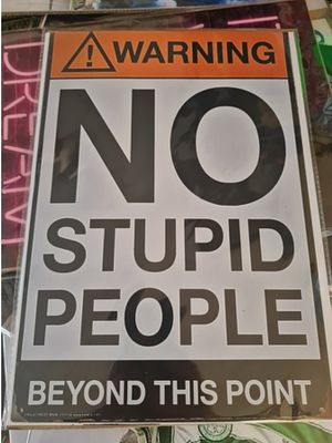 No stupid people High Gloss in cardboard sleeve