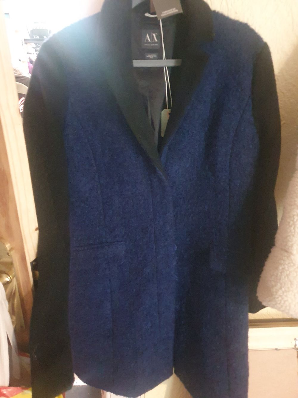Lot 92: New armani exchange jacket m