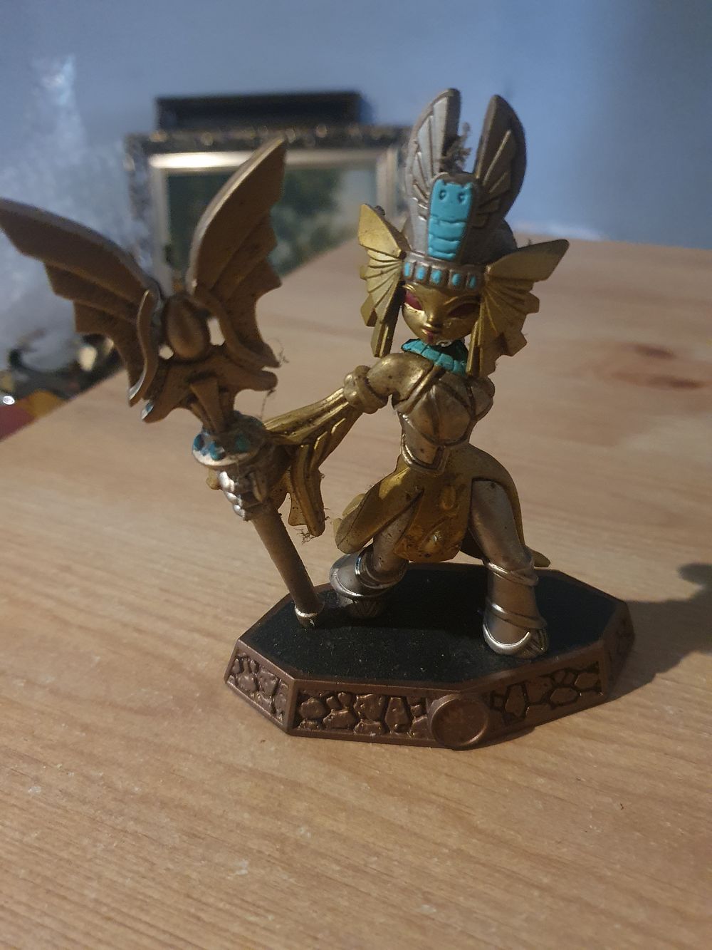 Lot 198: Model figure