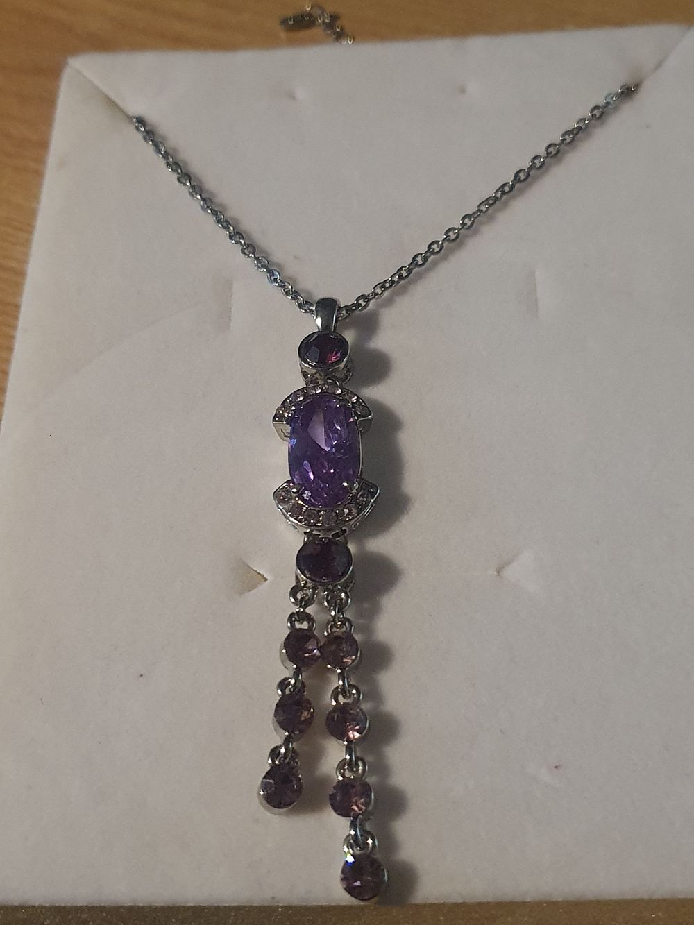 Lot 203: Purple diamante chain