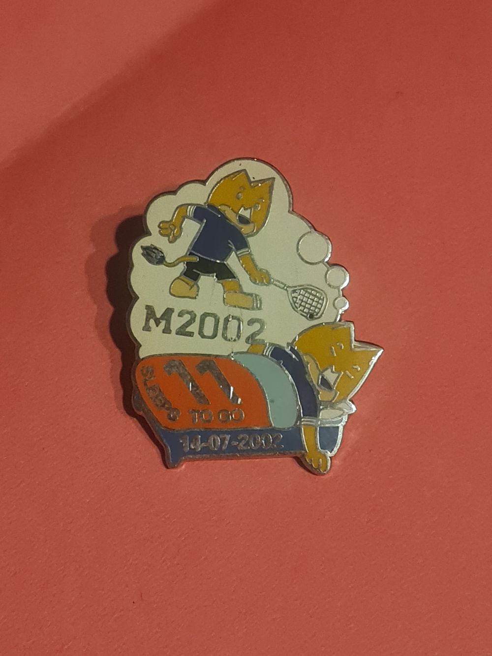 Lot 215: Olympics pin badge