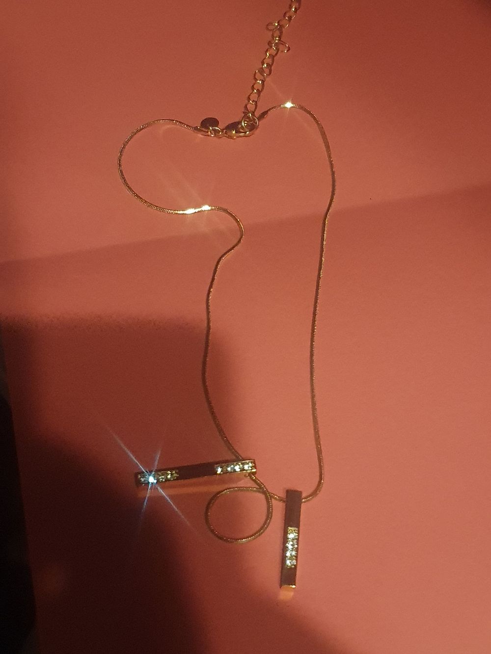 Lot 217: Ladies chain