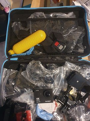 Go pro with accs and bag