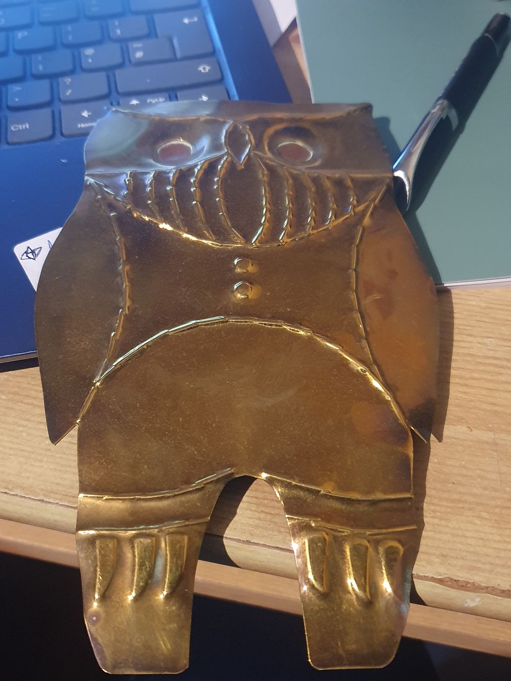Lot 325: Large brass owl