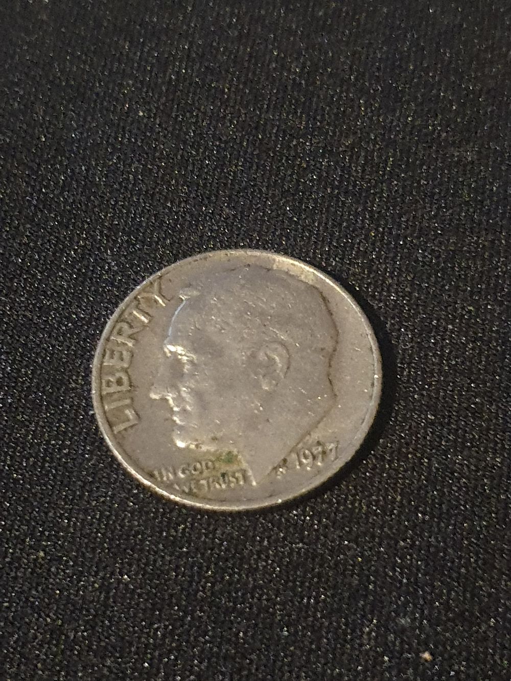 Lot 154: Vintage American coin