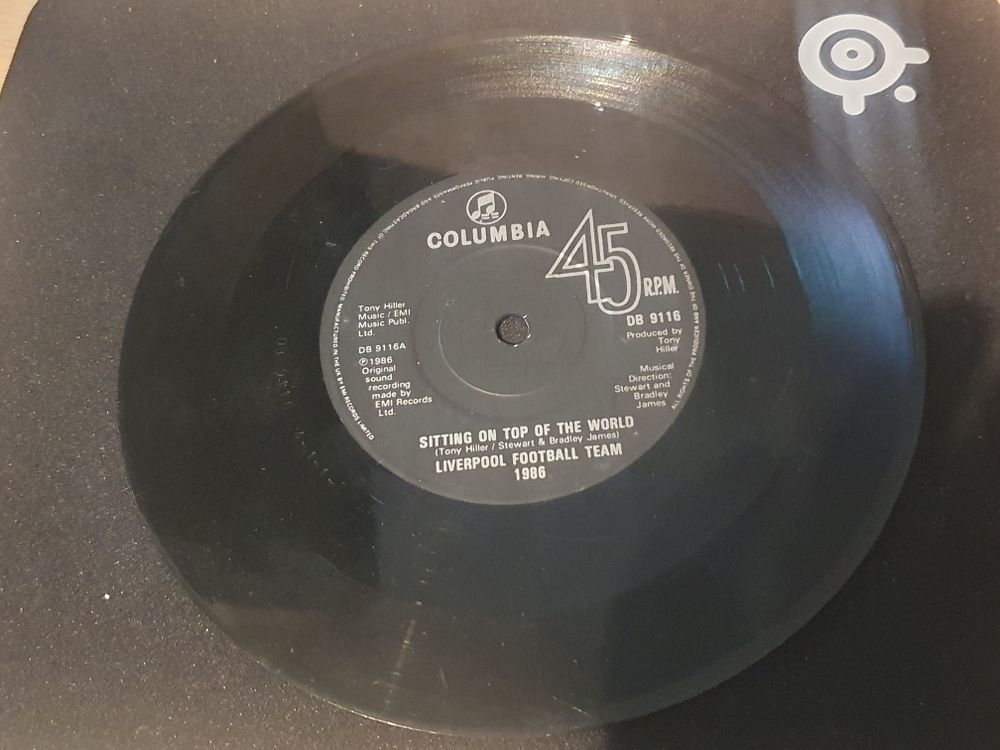 Lot 170: Liverpool fc 1986 single
