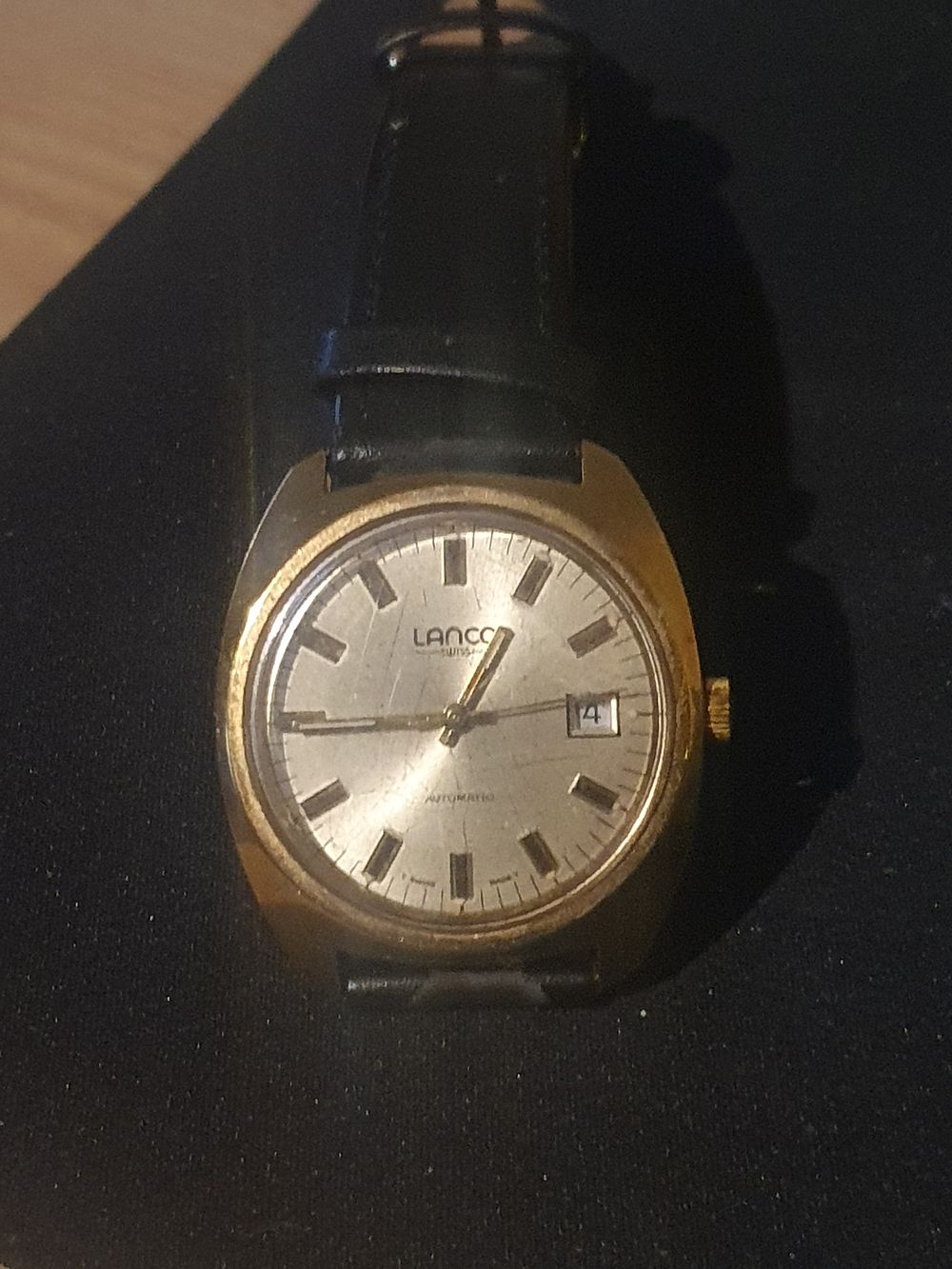Lot 281: Vintage lanco watch