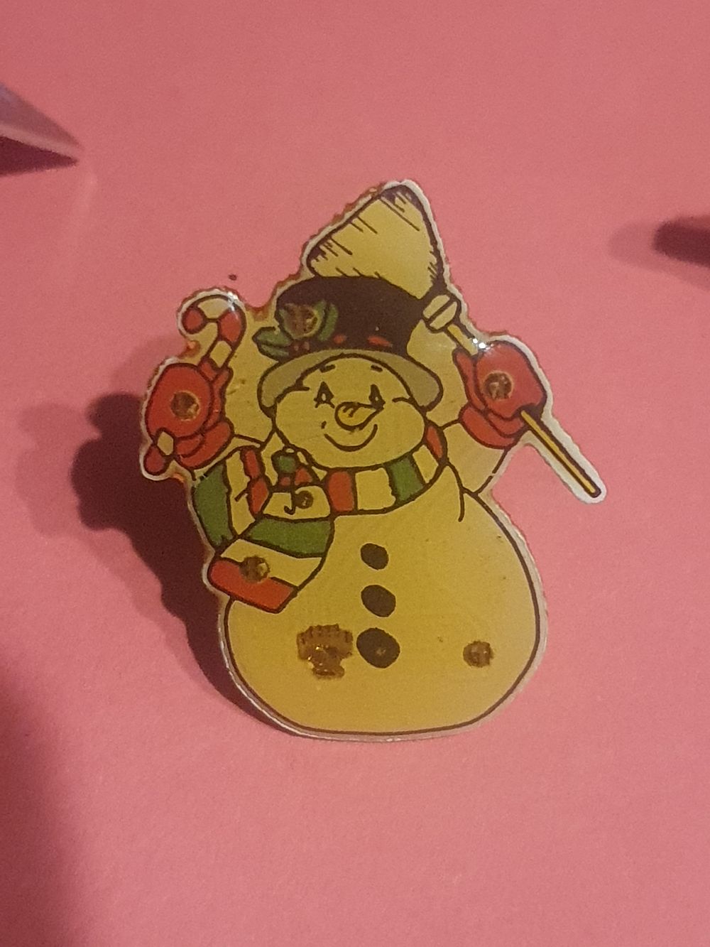 Lot 139: Snowman pin badge