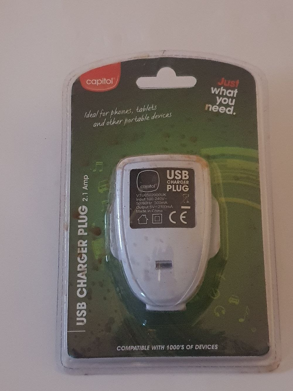 Lot 182: New USB plug