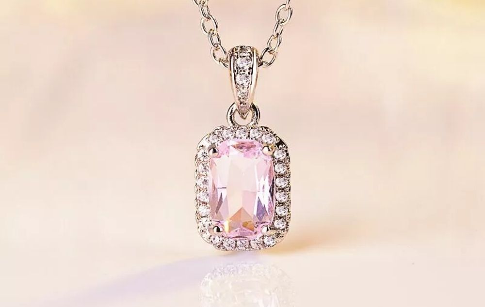 Lot 196: S925 pendant