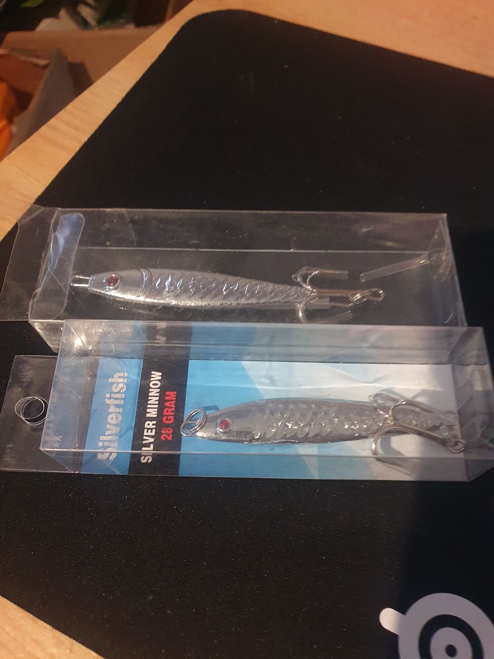 Lot 219: 2 fishing lures