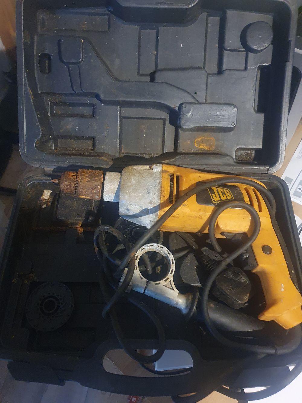 Lot 17d: Jcb drill cased