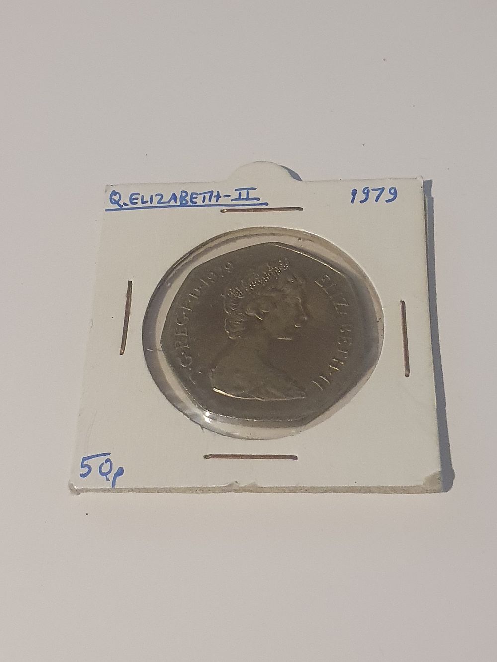 Lot 190: Q Elizabeth 1979 50p