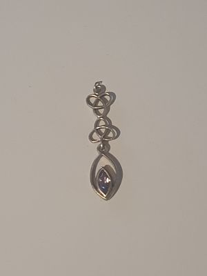 Silver stamped pendant