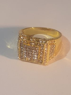 Large gents ring