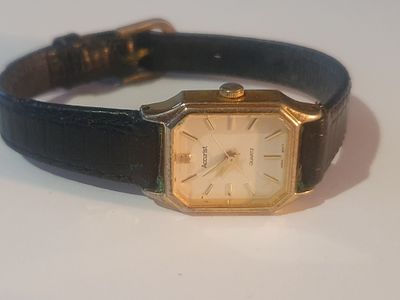 Vintage accurist watch