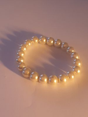Pearl bangle