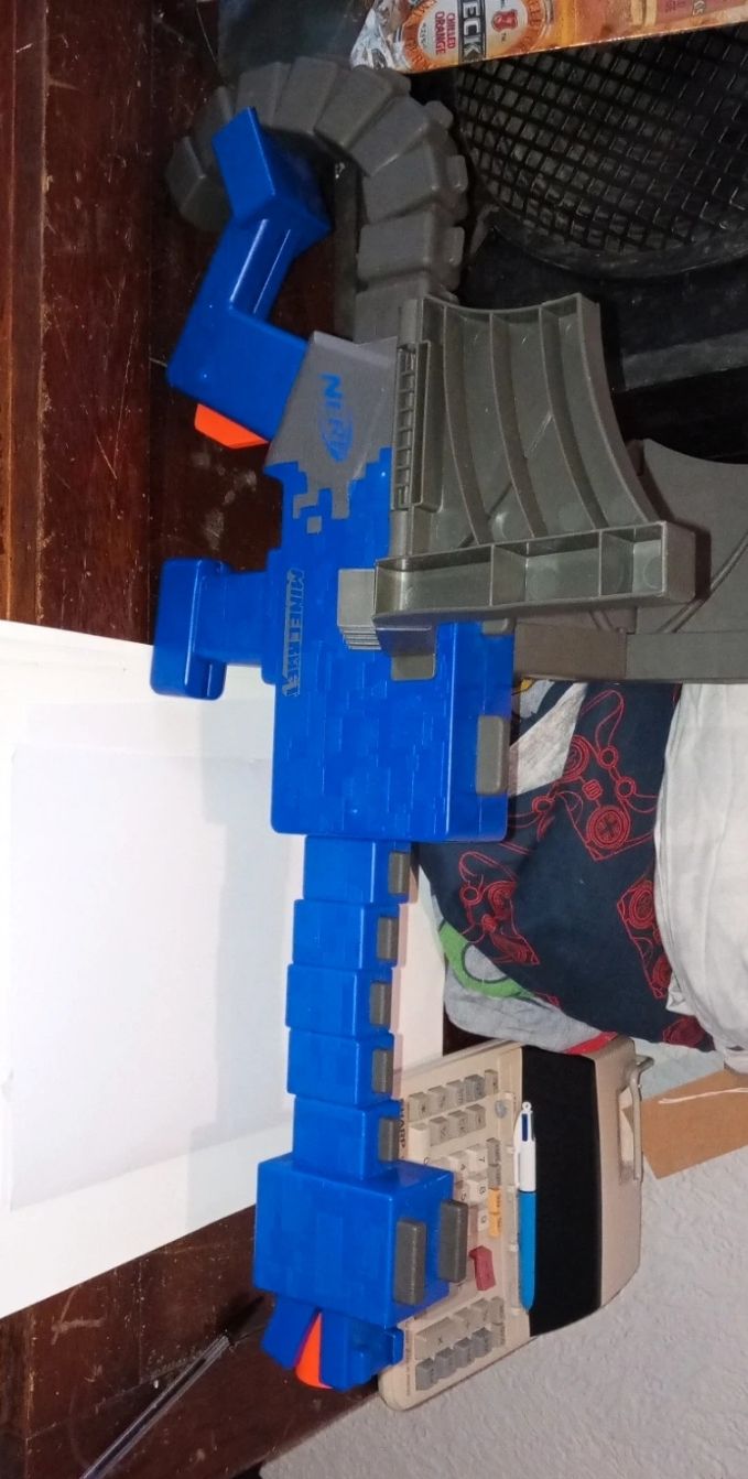 Lot 166: Large minecraft gun nerf