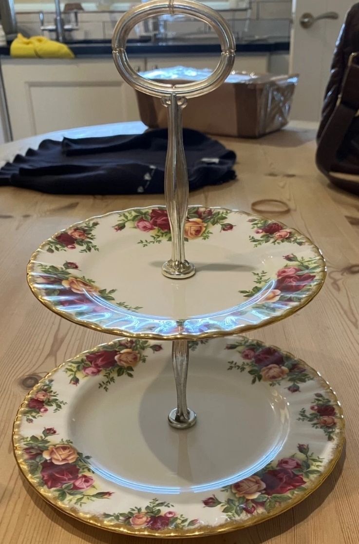 Lot 302: Royal Albert Old Country Roses - Two Tier Cake Stand