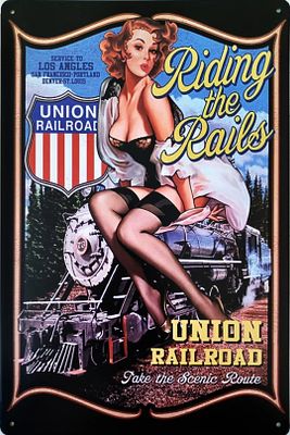 high gloss print in cardboard sleeve