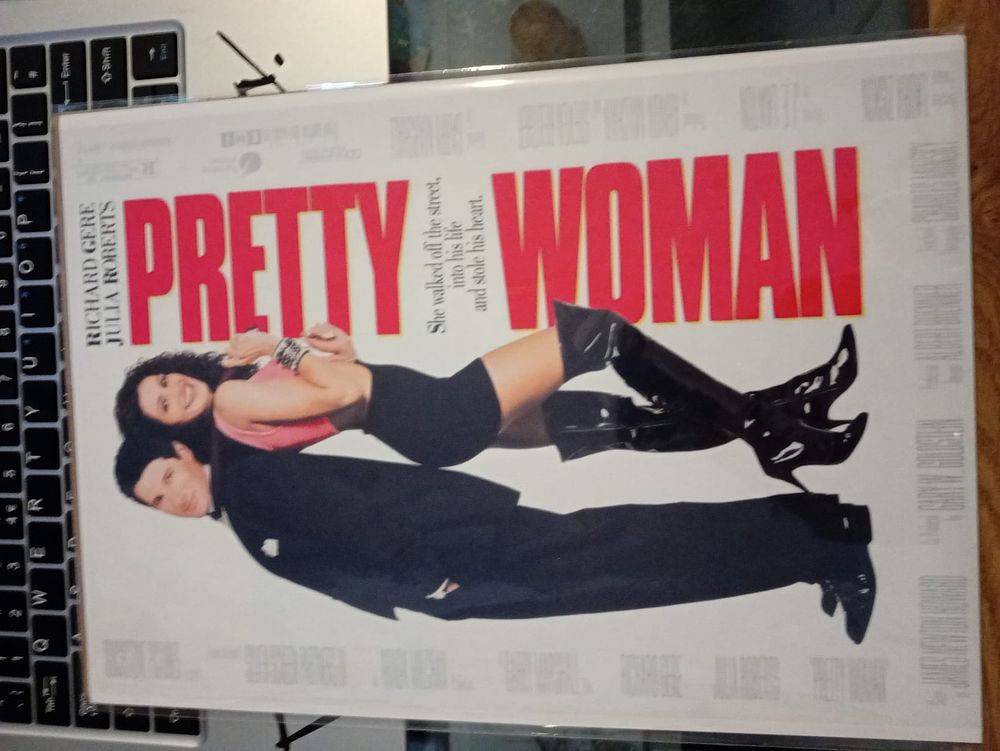 Lot 187: Pretty woman High Gloss Print With Cardboard Backing sleeve