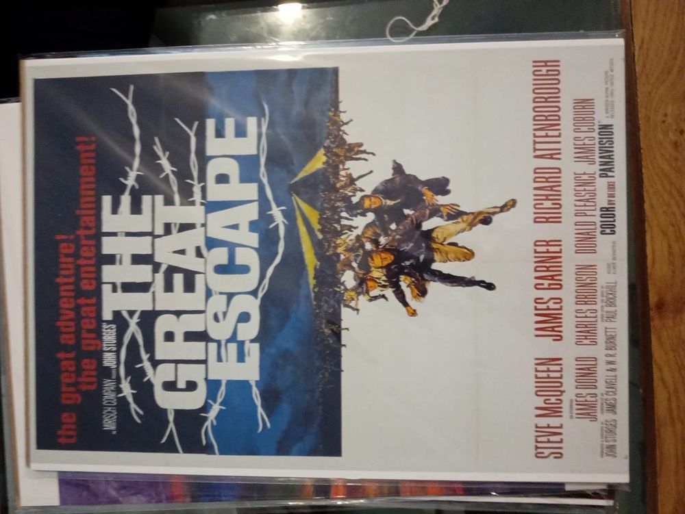 Lot 268: The great escape High Gloss Print With Cardboard Backing sleeve