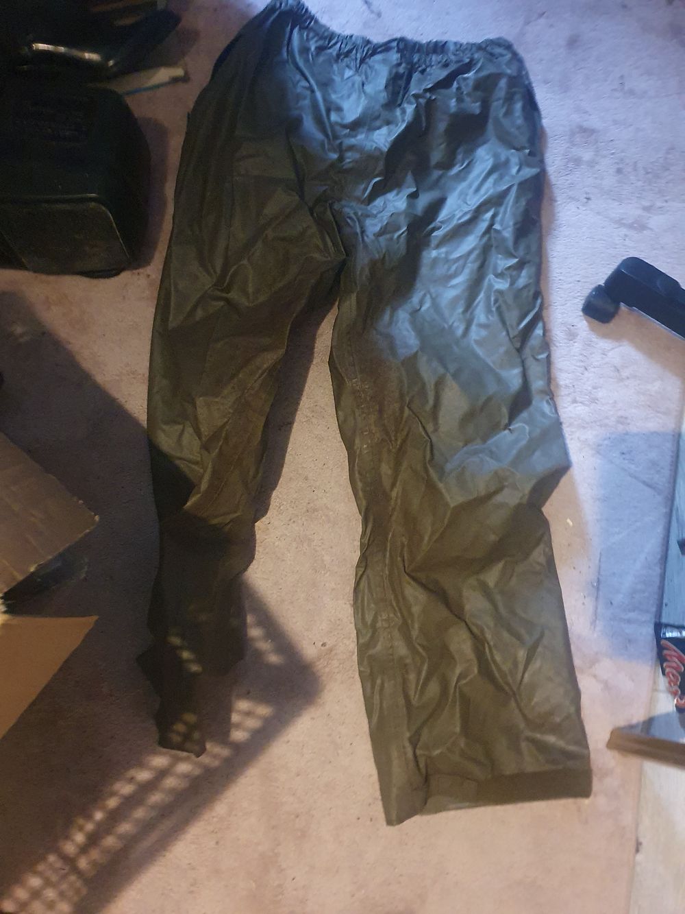 Lot 323: Waterproof trousers