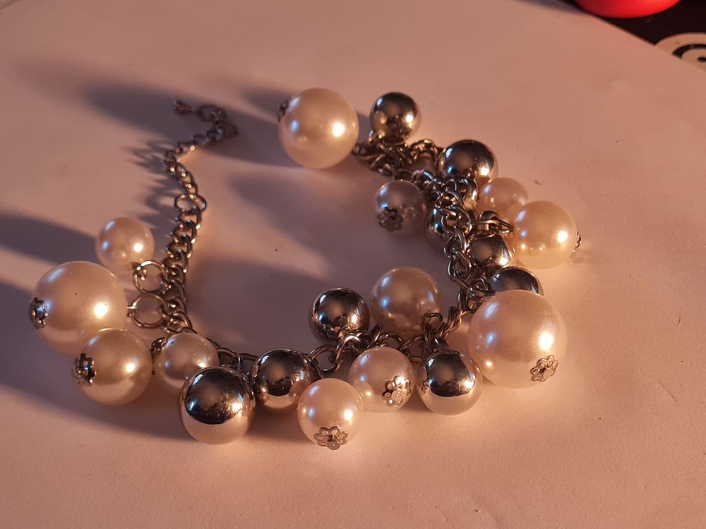 Lot 461: Multi beaded bracelet