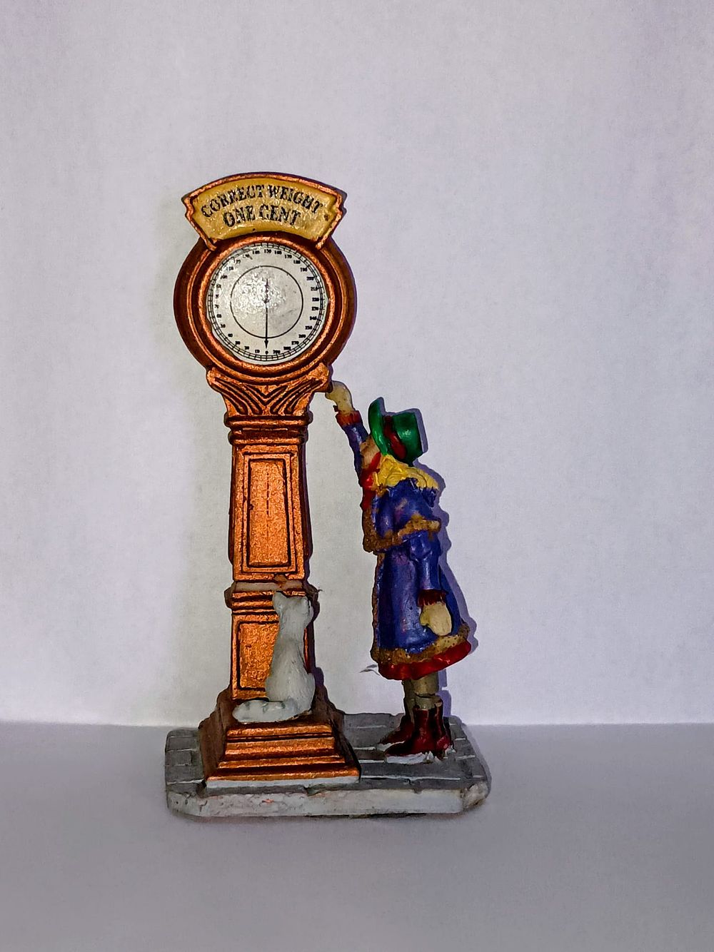 Lot 222e: Vintage figurine