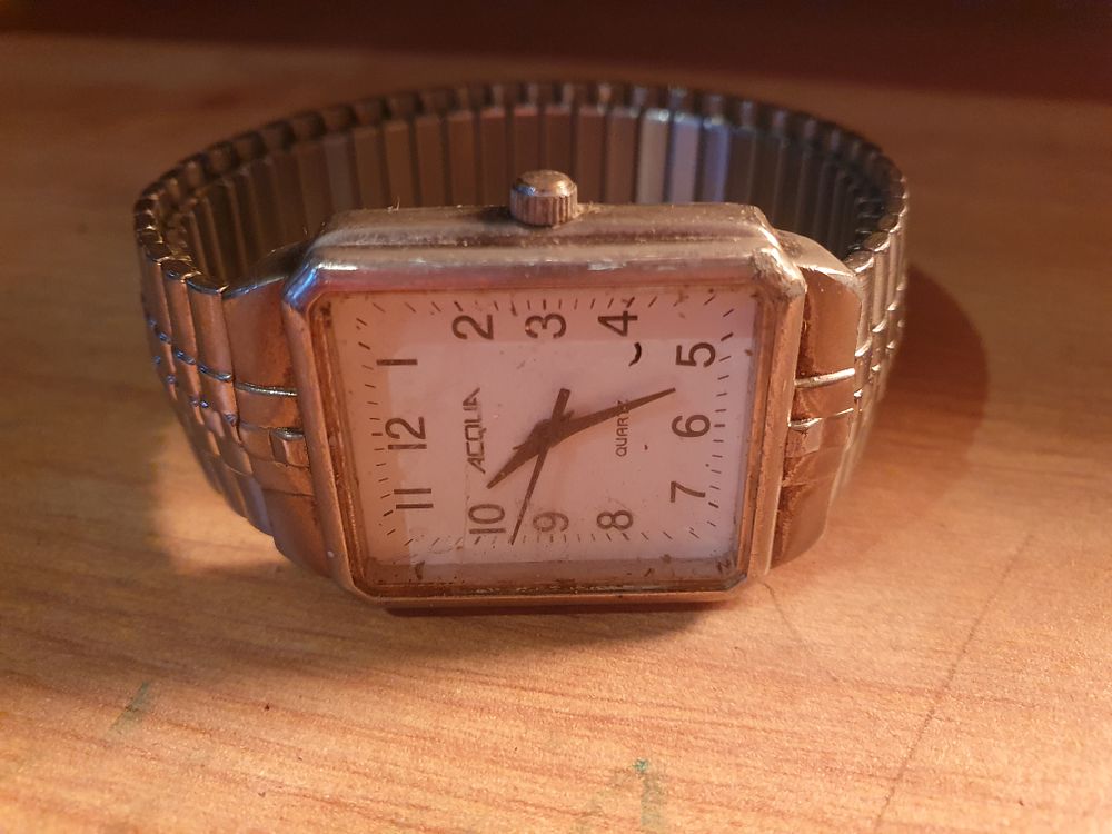 Lot 121: Vintage watch