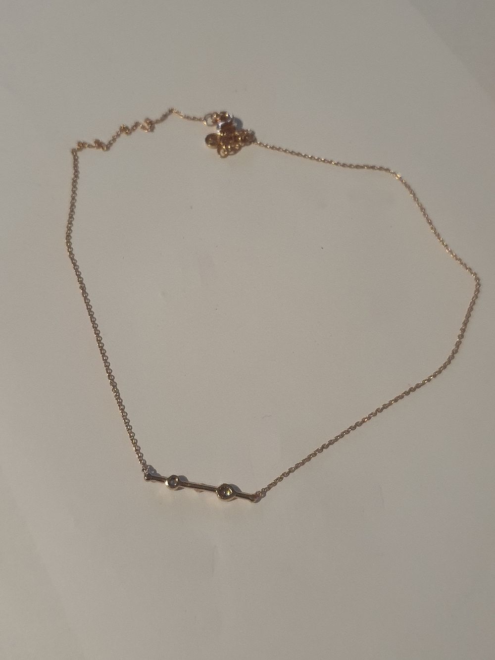 Lot 142: Fine ladies chain