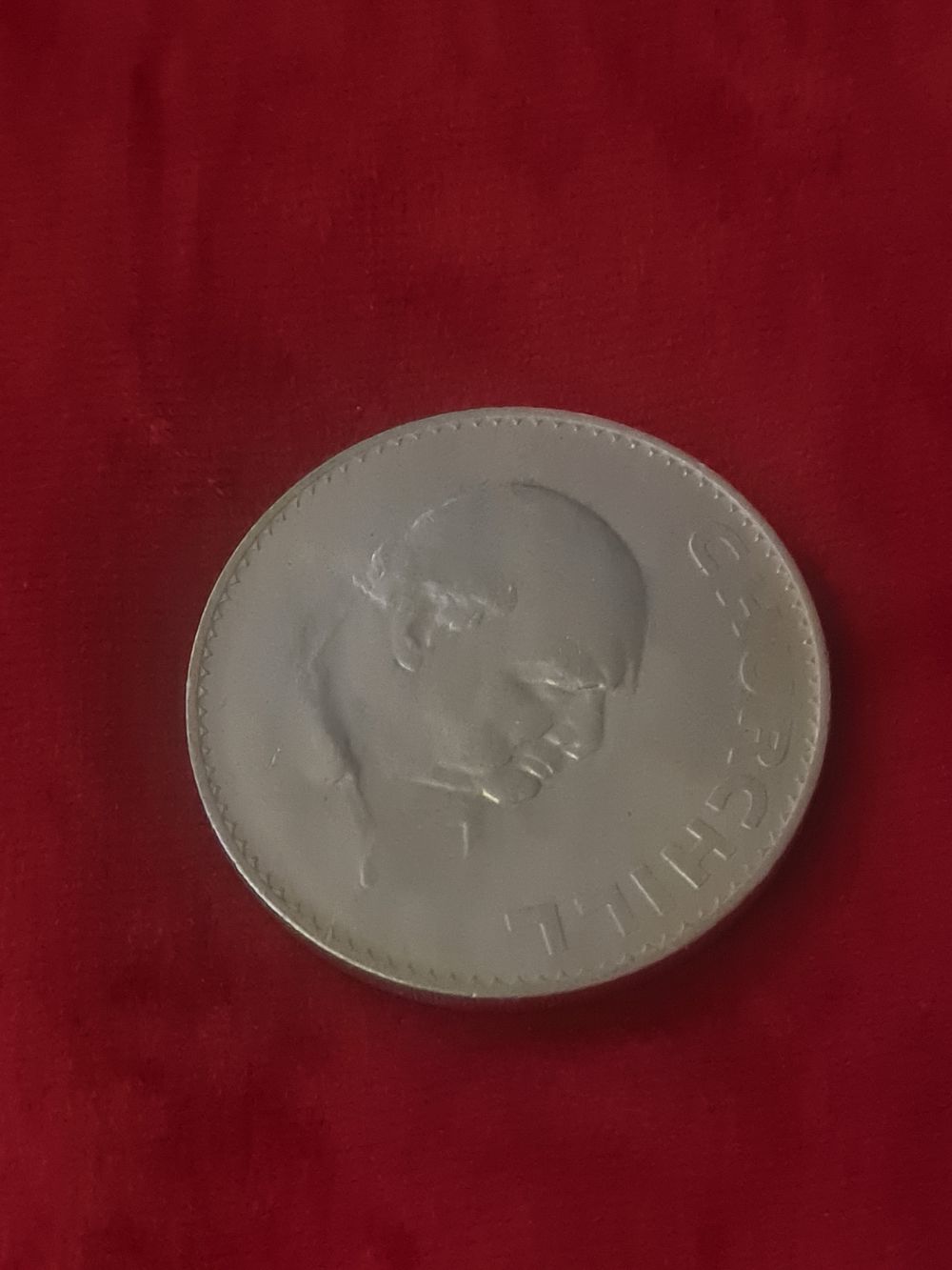 Lot 276: Churchill coin