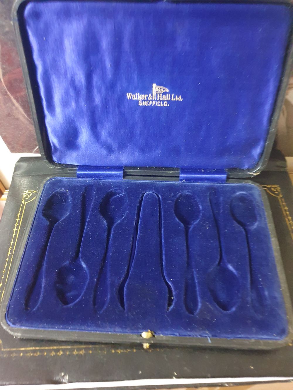 Lot 357: Vintage walker and Hall presentation box