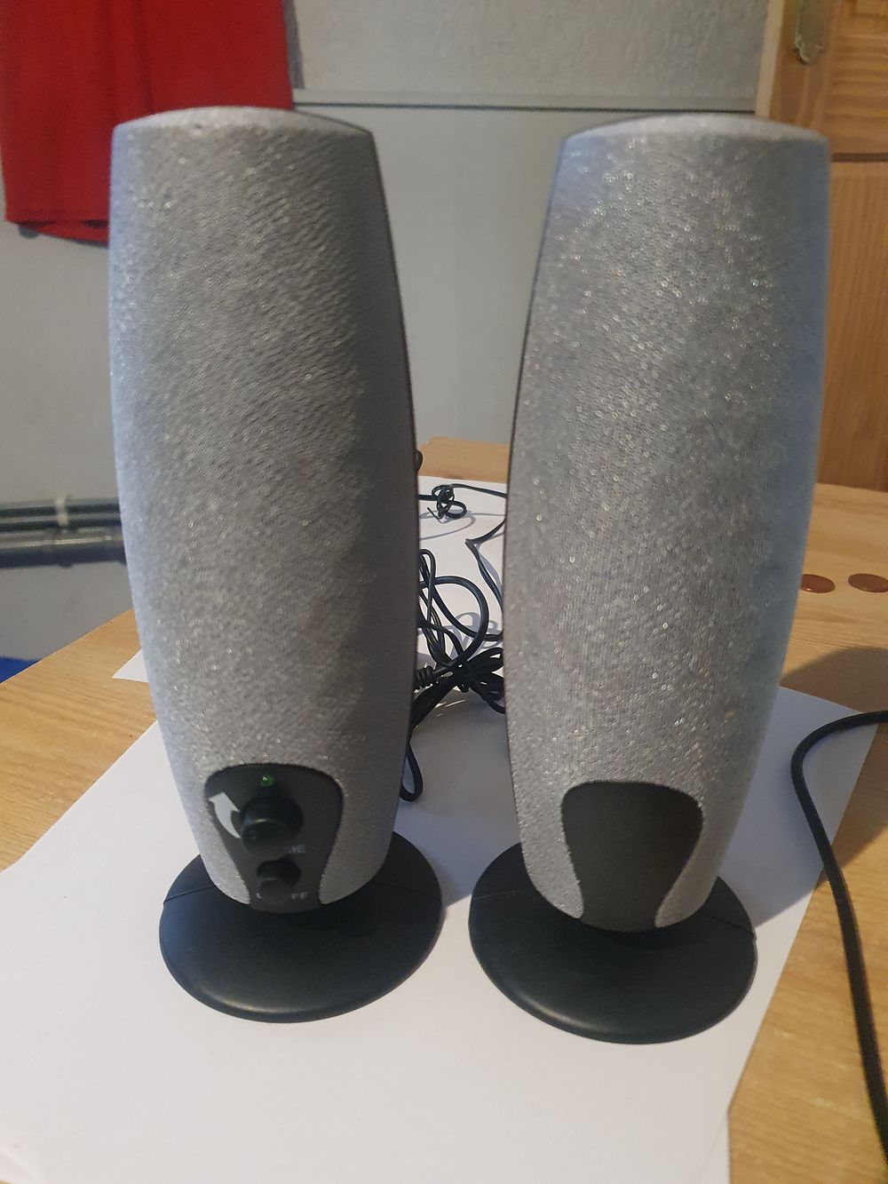 Lot 371: Set of speakers