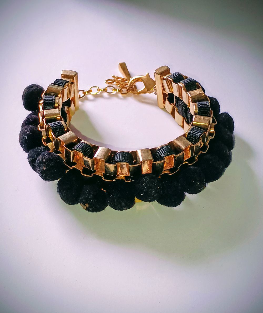 Lot 198: Quirky J&P Bracelet