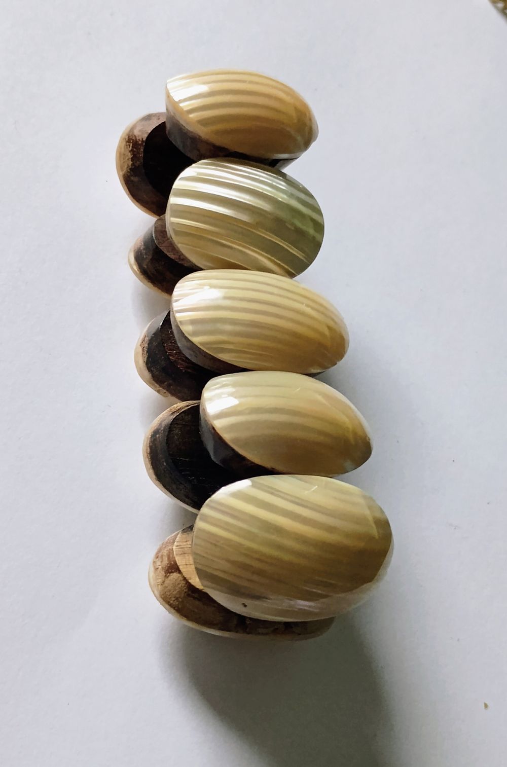 Lot 204: Lovely Vintage Wooden Bracelet